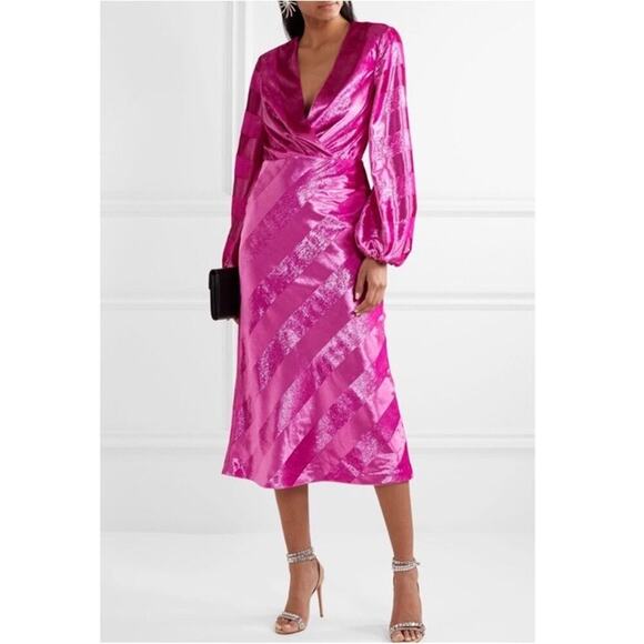 Rebecca Vallance Dresses & Skirts - Rebecca Vallance Maison Pink Metallic Plunge Midi Dress Long Sleeves Size 4